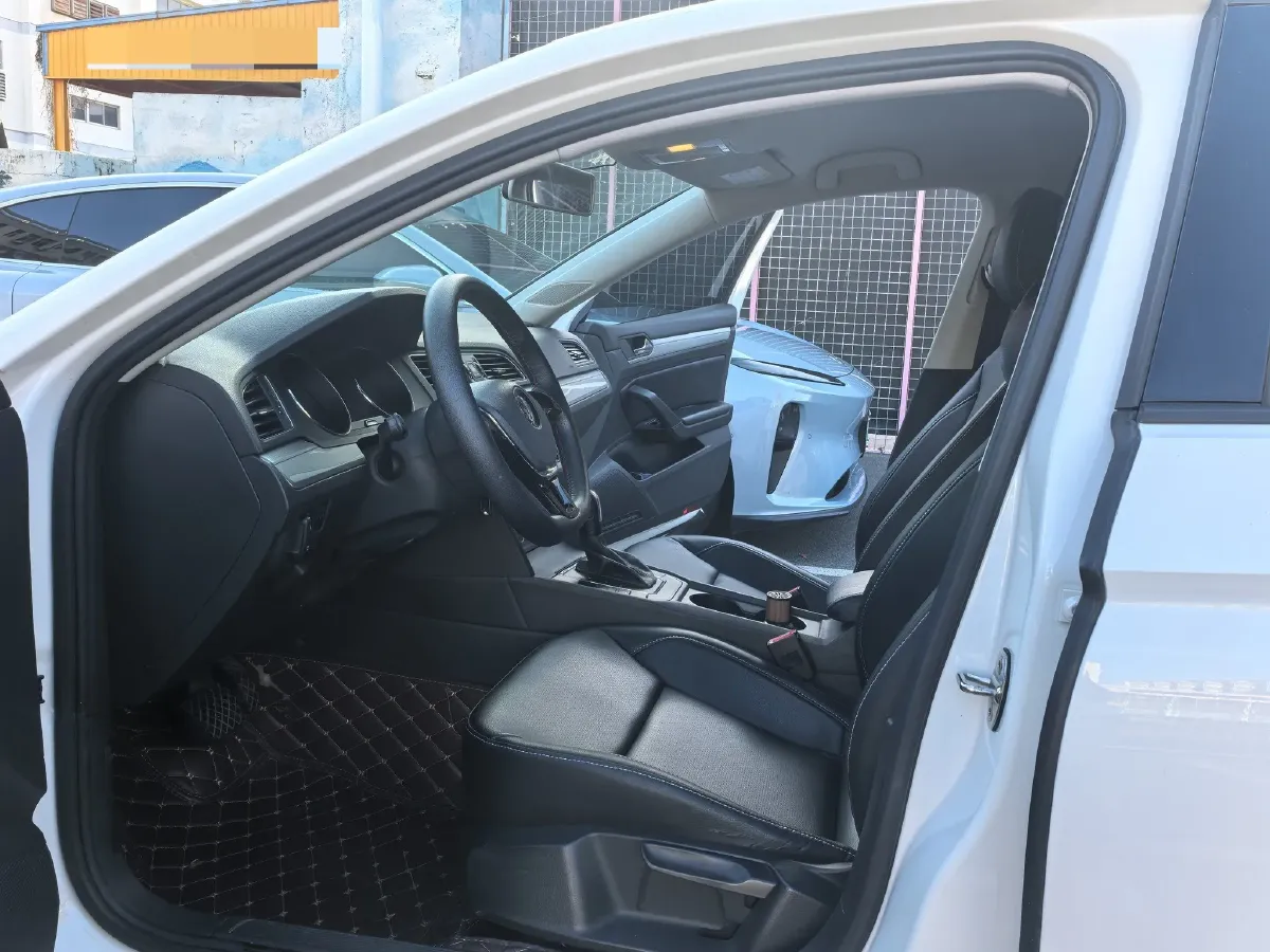 2017 Volkswagen Lamando 1.4T 131HP L4 7DCT,autocango,china used car exporter,china ev exporter,chinese used car exporter,chinese used ev exporter