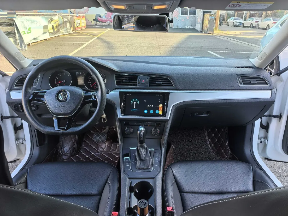 2017 Volkswagen Lamando 1.4T 131HP L4 7DCT,autocango,china used car exporter,china ev exporter,chinese used car exporter,chinese used ev exporter