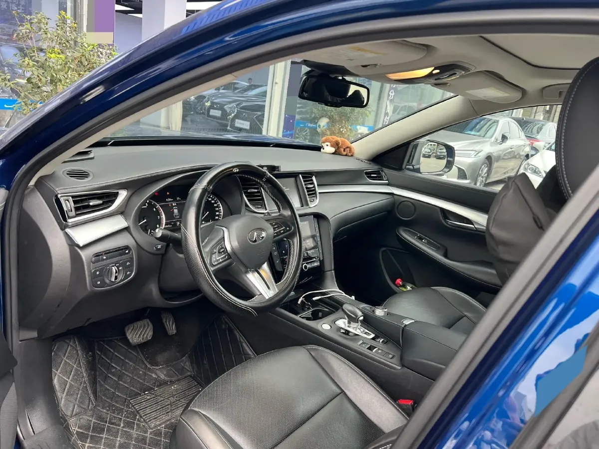 2018 Mitsubishi Pajero 3.0L 174HP V6 5AT,autocango,china used car exporter,china ev exporter,chinese used car exporter,chinese used ev exporter