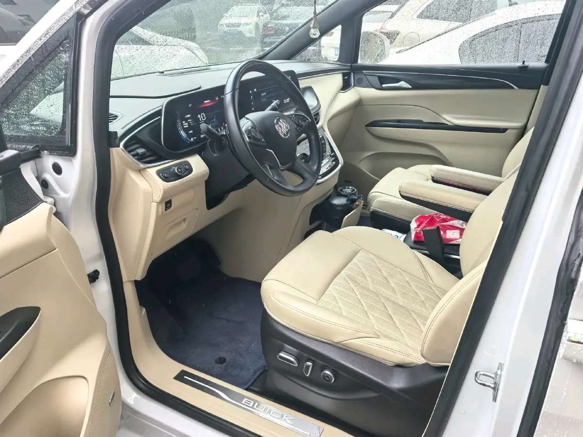 2022 Buick GL8 2.0T 237HP L4 9AT,autocango,china used car exporter,china ev exporter,chinese used car exporter,chinese used ev exporter