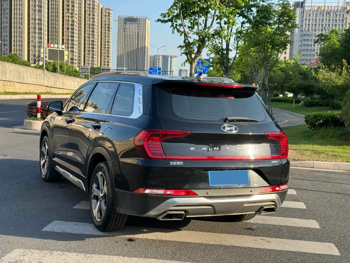 2021 Hyundai Custo 2.0T 236HP L4 8AT,autocango,china used car exporter,china ev exporter,chinese used car exporter,chinese used ev exporter