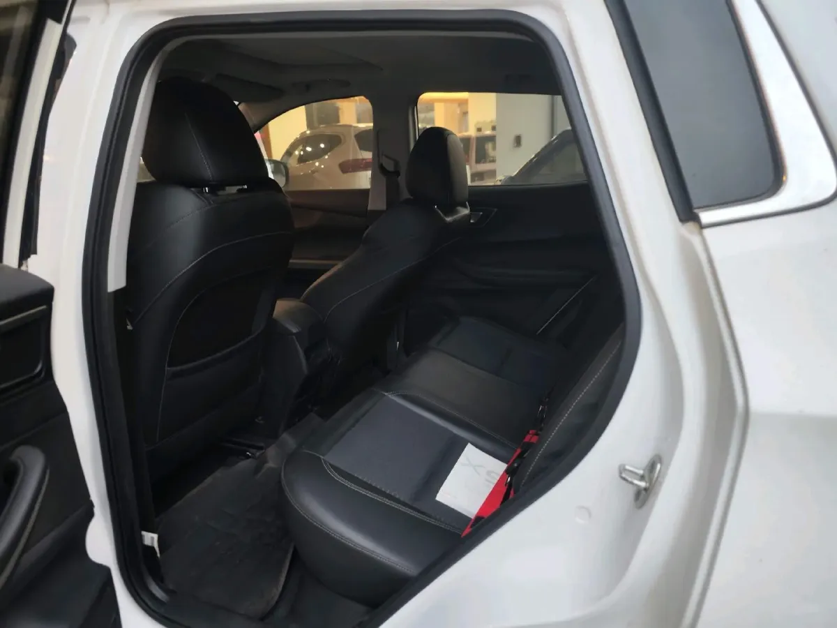 2020 Chery Tiggo 5x 1.5L 116HP L4 5MT,autocango,china used car exporter,china ev exporter,chinese used car exporter,chinese used ev exporter