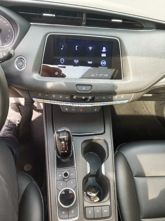 2021 Cadillac XT4 2.0T 237HP L4 9AT,autocango,china used car exporter,china ev exporter,chinese used car exporter,chinese used ev exporter