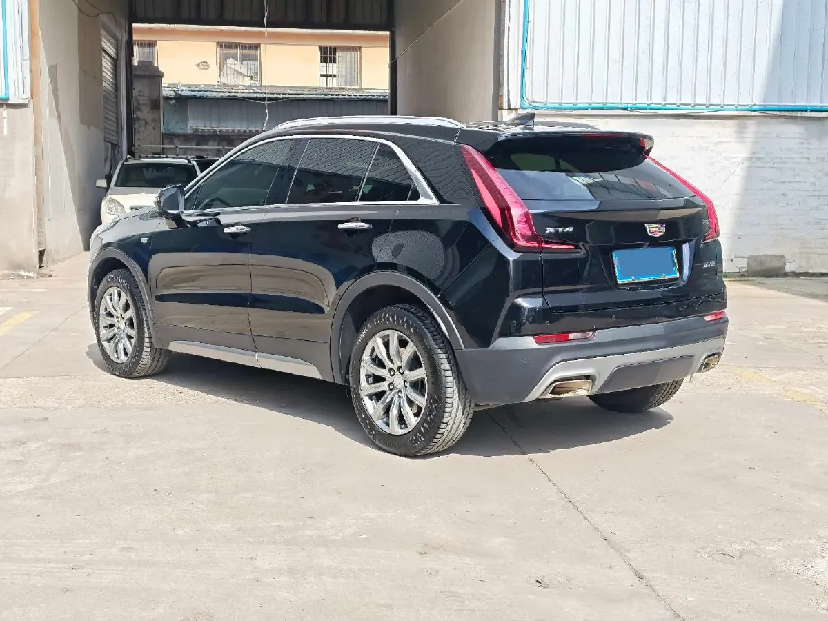 2021 Cadillac XT4 2.0T 237HP L4 9AT,autocango,china used car exporter,china ev exporter,chinese used car exporter,chinese used ev exporter