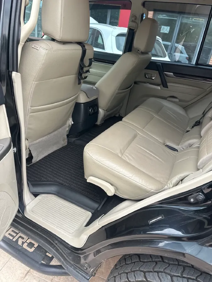 2017 Honda Jade 1.8L 141HP L4 5AT,autocango,china used car exporter,china ev exporter,chinese used car exporter,chinese used ev exporter