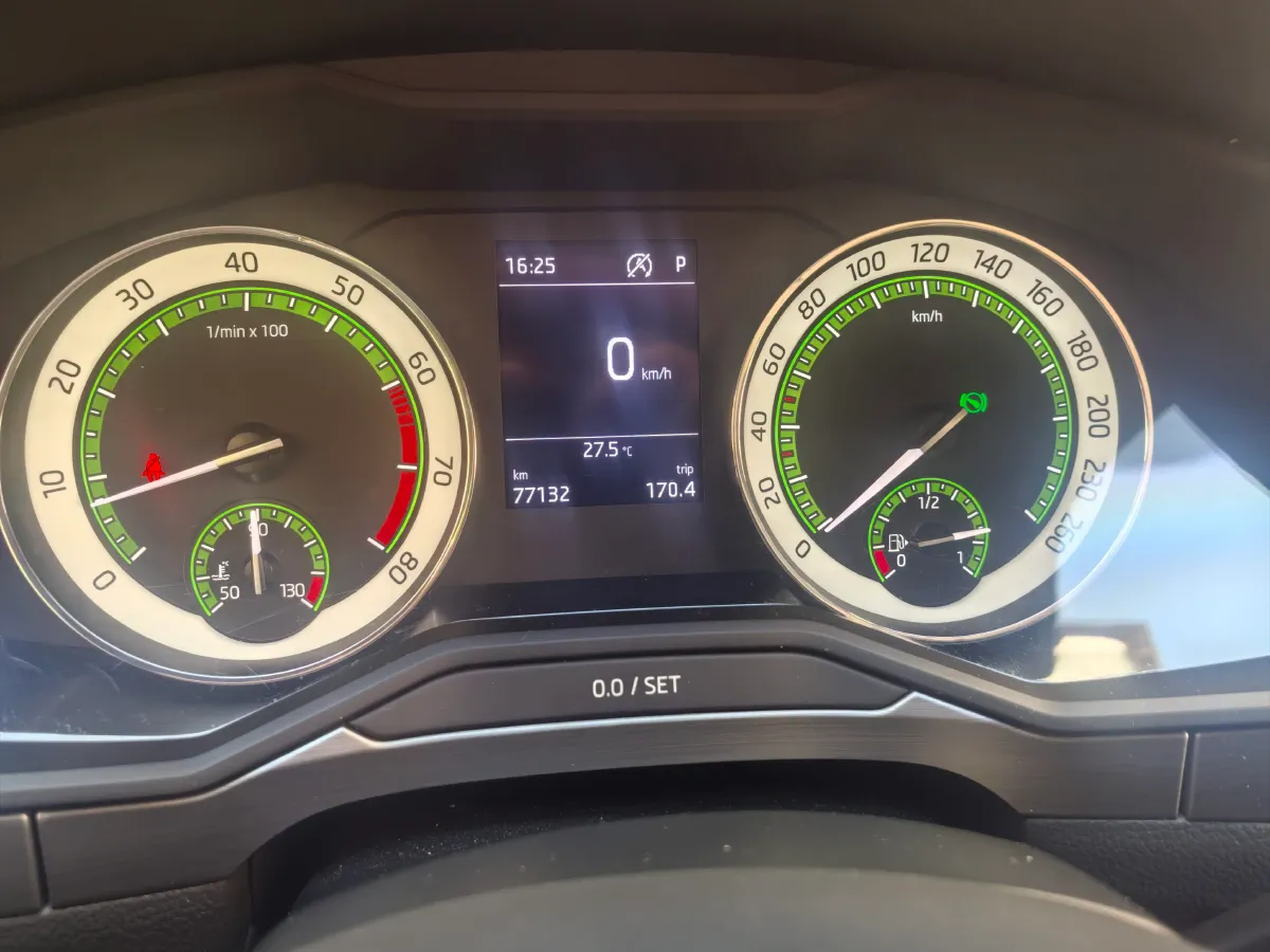 2018 Nissan Terra 2.5L 184HP L4 7AT,autocango,china used car exporter,china ev exporter,chinese used car exporter,chinese used ev exporter