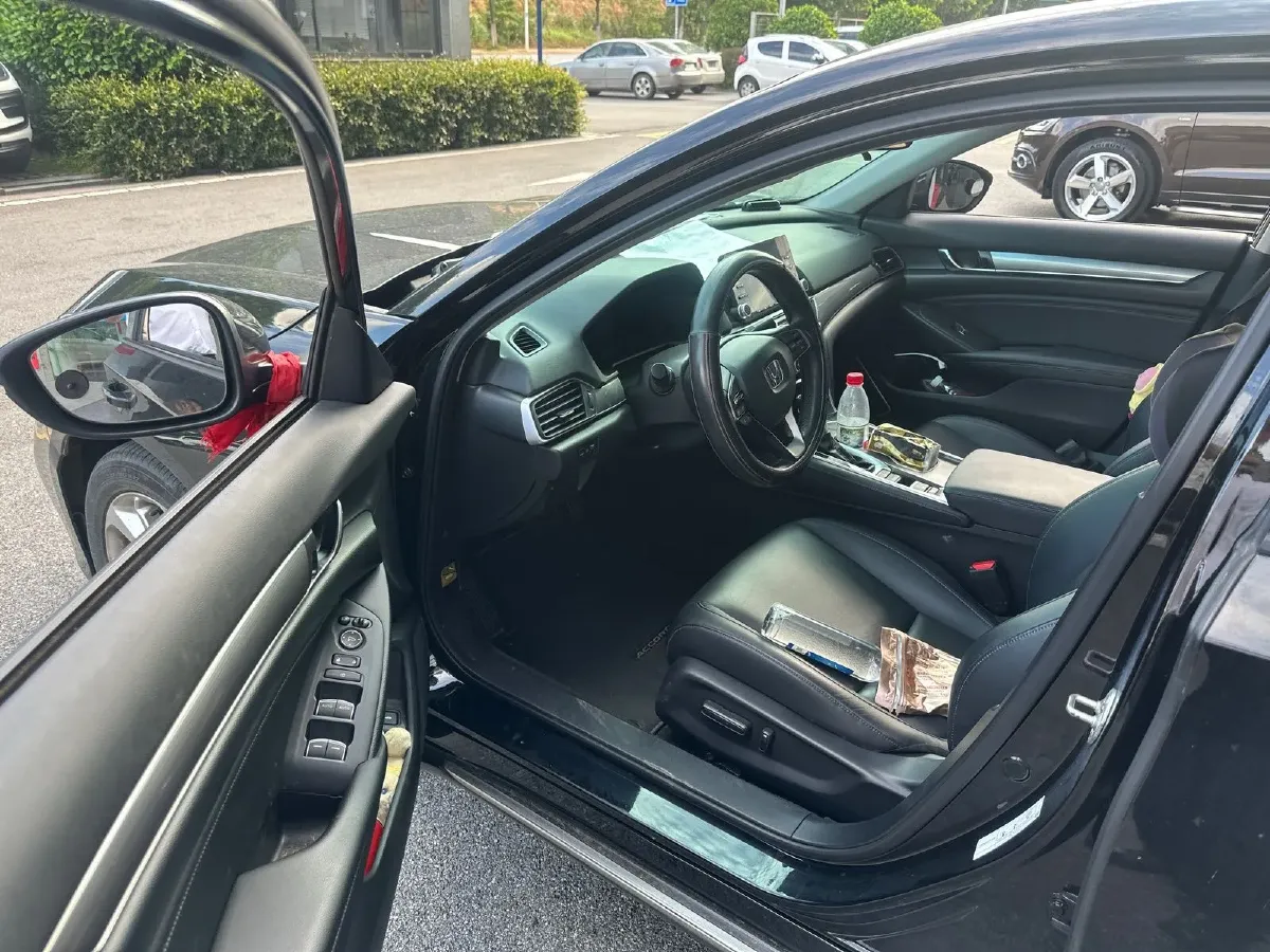 2018 Honda Accord 1.5T 194HP L4 CVT,autocango,china used car exporter,china ev exporter,chinese used car exporter,chinese used ev exporter