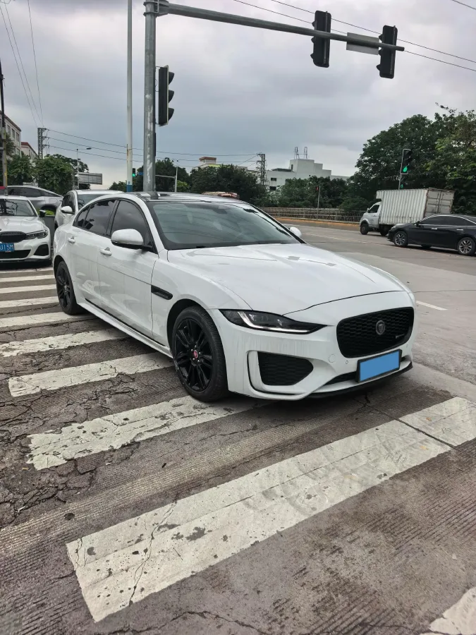 2021 Jaguar XEL 2.0T 250HP L4 8AT,autocango,china used car exporter,china ev exporter,chinese used car exporter,chinese used ev exporter
