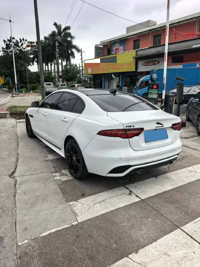2021 Jaguar XEL 2.0T 250HP L4 8AT,autocango,china used car exporter,china ev exporter,chinese used car exporter,chinese used ev exporter