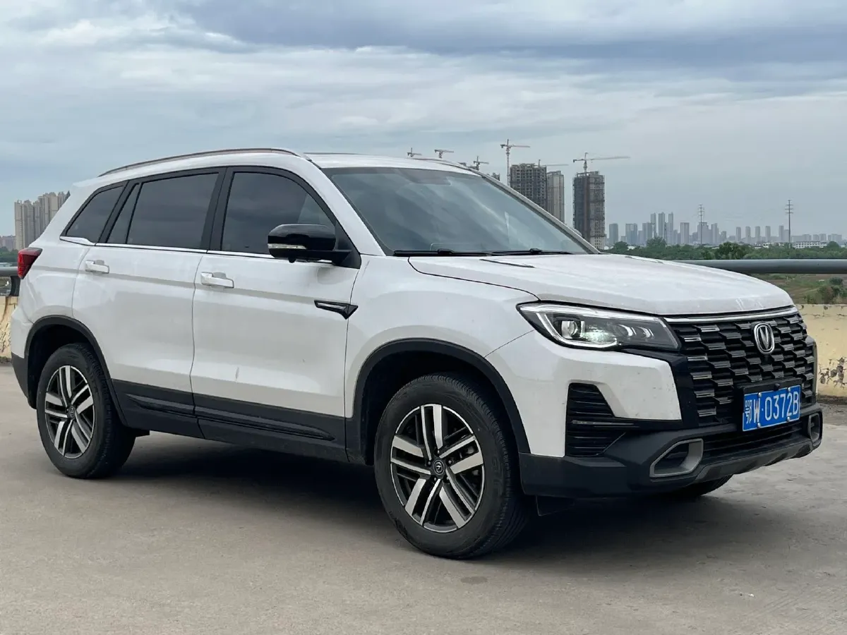 2024 ChangAn CS75 1.5T 188HP L4 7DCT,autocango,china used car exporter,china ev exporter,chinese used car exporter,chinese used ev exporter