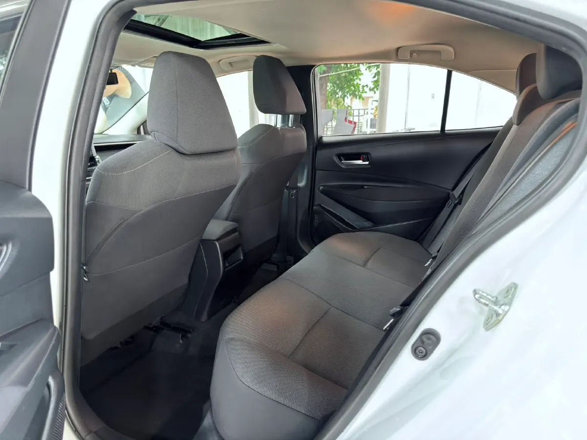 2019 Toyota Corolla 1.2T 116HP L4 CVT,autocango,china used car exporter,china ev exporter,chinese used car exporter,chinese used ev exporter