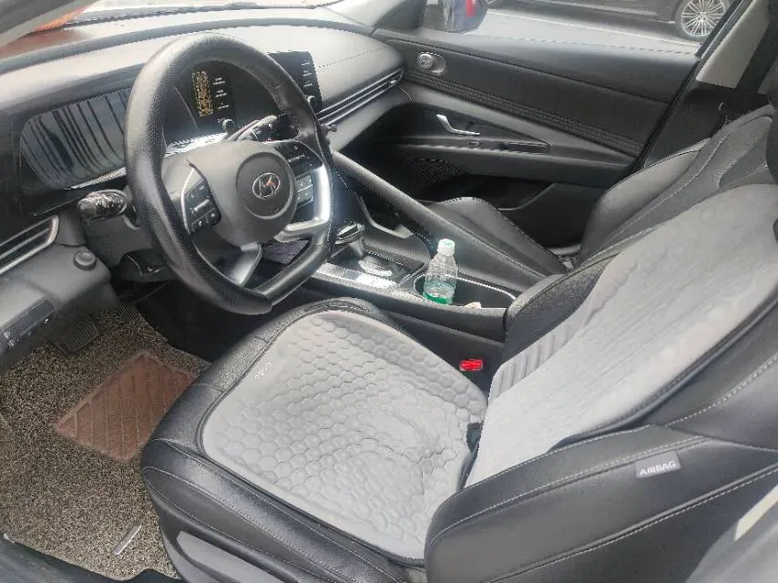 2021 Hyundai Elantra 1.5L 115HP L4 CVT,autocango,china used car exporter,china ev exporter,chinese used car exporter,chinese used ev exporter