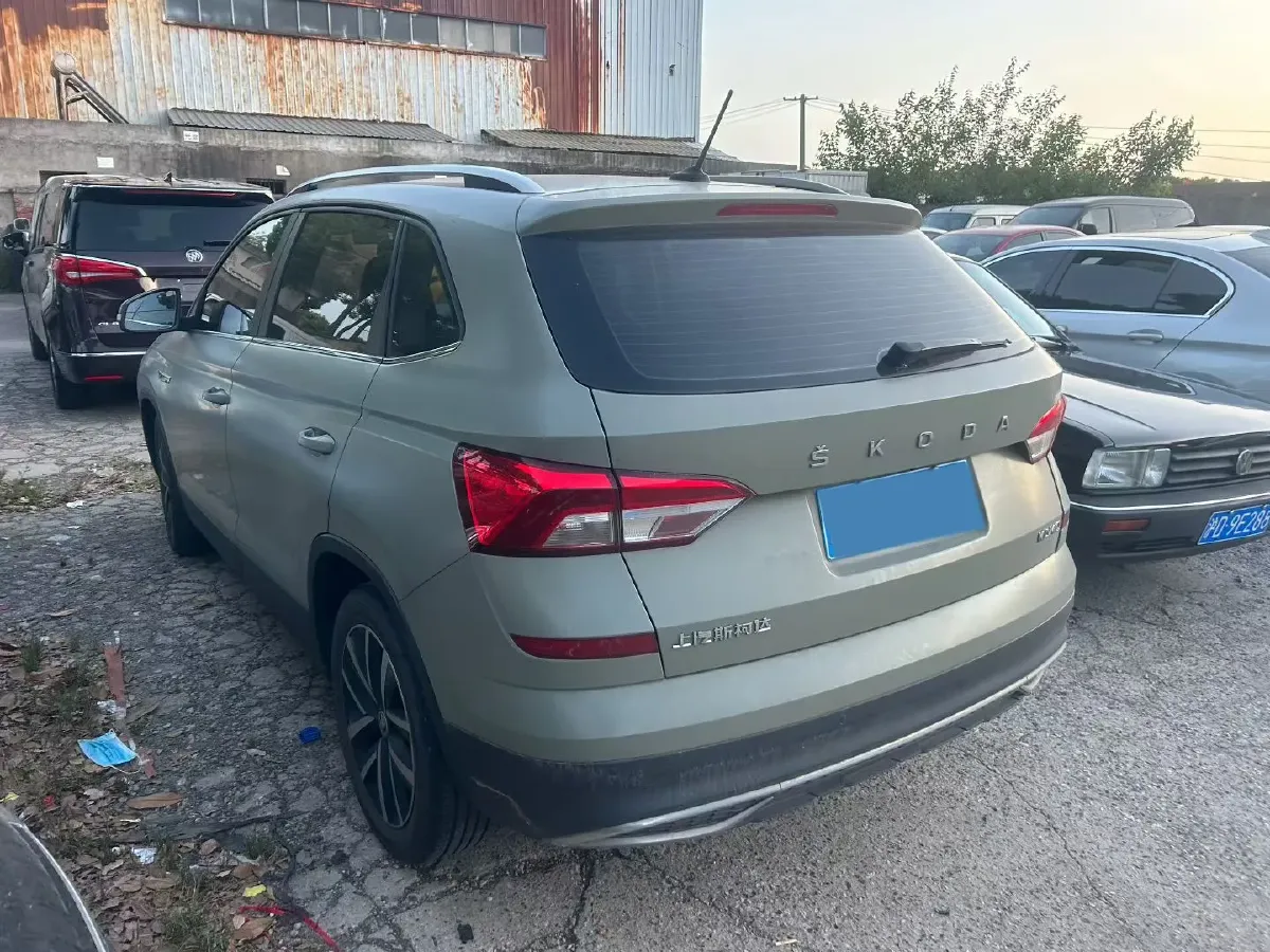 2020 Skoda Kamiq 1.5L 112HP L4 6AT,autocango,china used car exporter,china ev exporter,chinese used car exporter,chinese used ev exporter