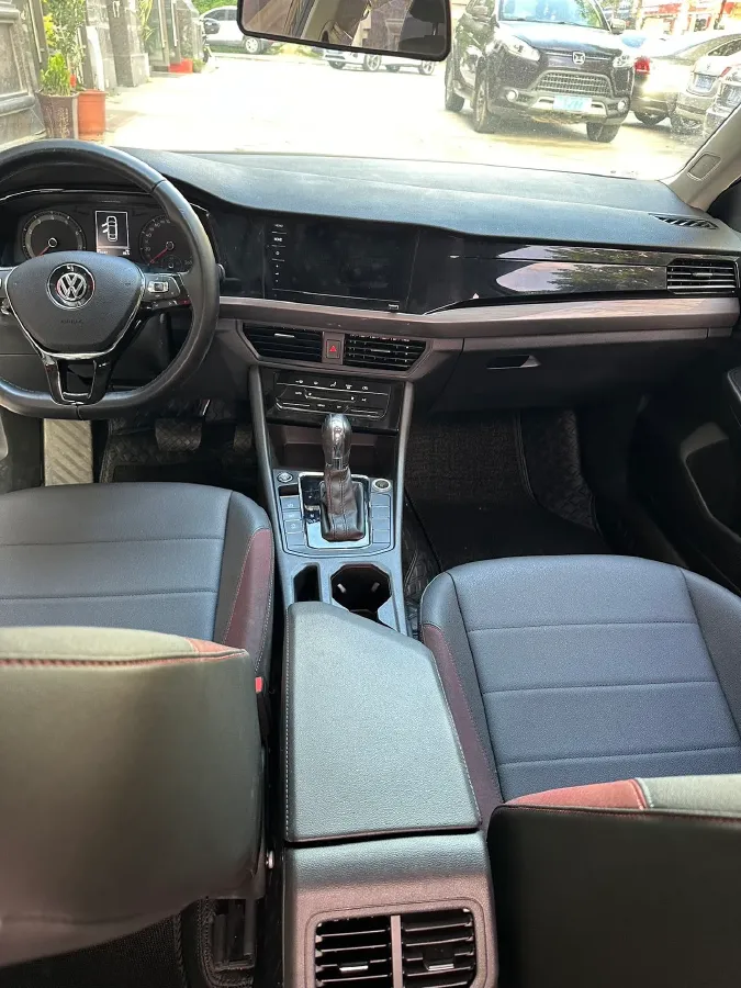 2020 Volkswagen Bora 1.5L 113HP L4 6AT,autocango,china used car exporter,china ev exporter,chinese used car exporter,chinese used ev exporter