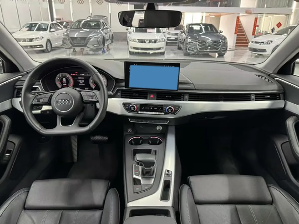 2023 Audi A4L 2.0T 190HP L4 7DCT,autocango,china used car exporter,china ev exporter,chinese used car exporter,chinese used ev exporter