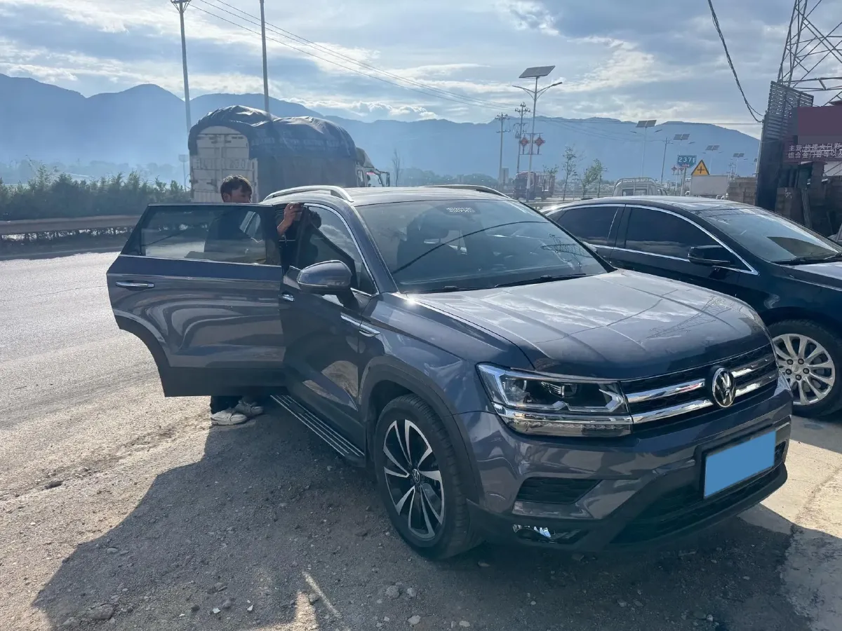 2022 Volkswagen Tharu 1.4T 150HP L4 7DCT,autocango,china used car exporter,china ev exporter,chinese used car exporter,chinese used ev exporter