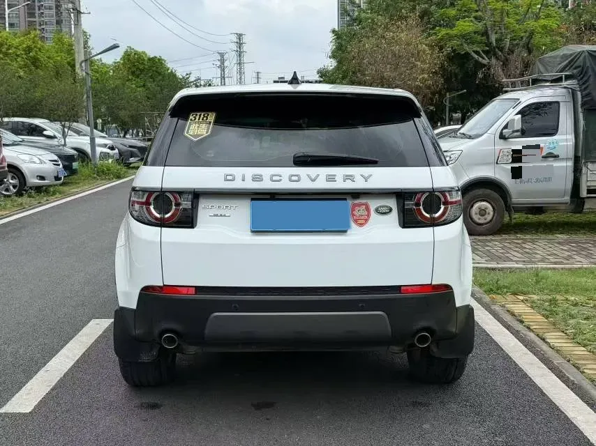 2019 Land Rover Discovery Sport 2.0T 241HP L4 9AT,autocango,china used car exporter,china ev exporter,chinese used car exporter,chinese used ev exporter