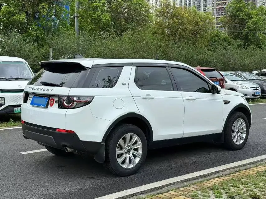 2019 Land Rover Discovery Sport 2.0T 241HP L4 9AT,autocango,china used car exporter,china ev exporter,chinese used car exporter,chinese used ev exporter
