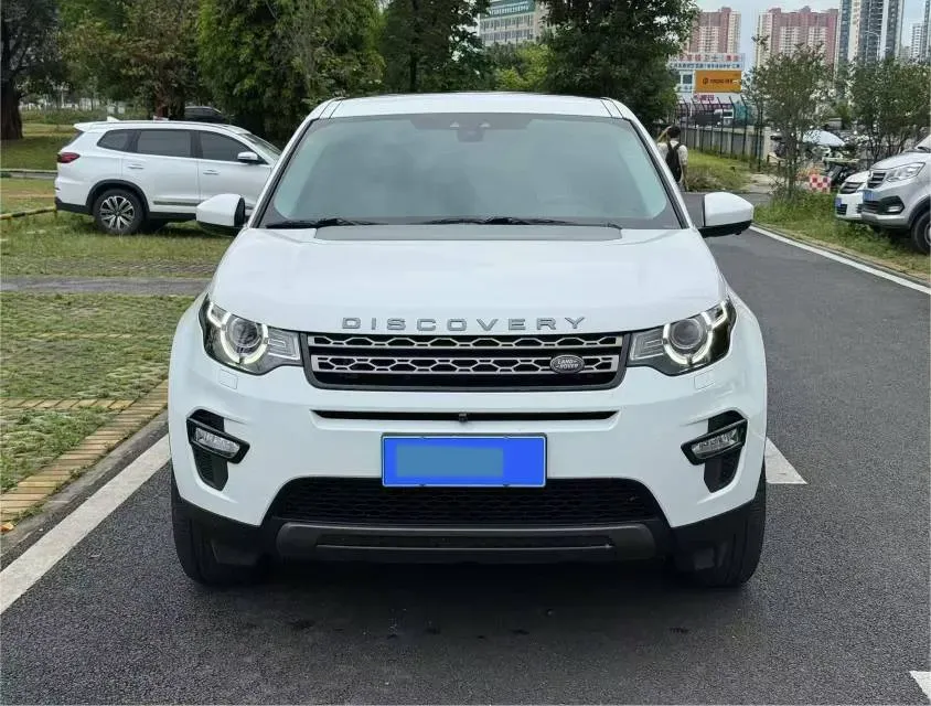 2019 Land Rover Discovery Sport 2.0T 241HP L4 9AT,autocango,china used car exporter,china ev exporter,chinese used car exporter,chinese used ev exporter