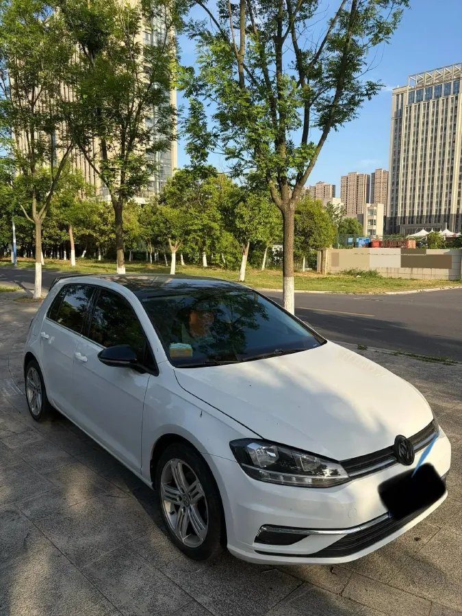 2018 Volkswagen Golf 1.6L 110HP L4 6AT,autocango,china used car exporter,china ev exporter,chinese used car exporter,chinese used ev exporter