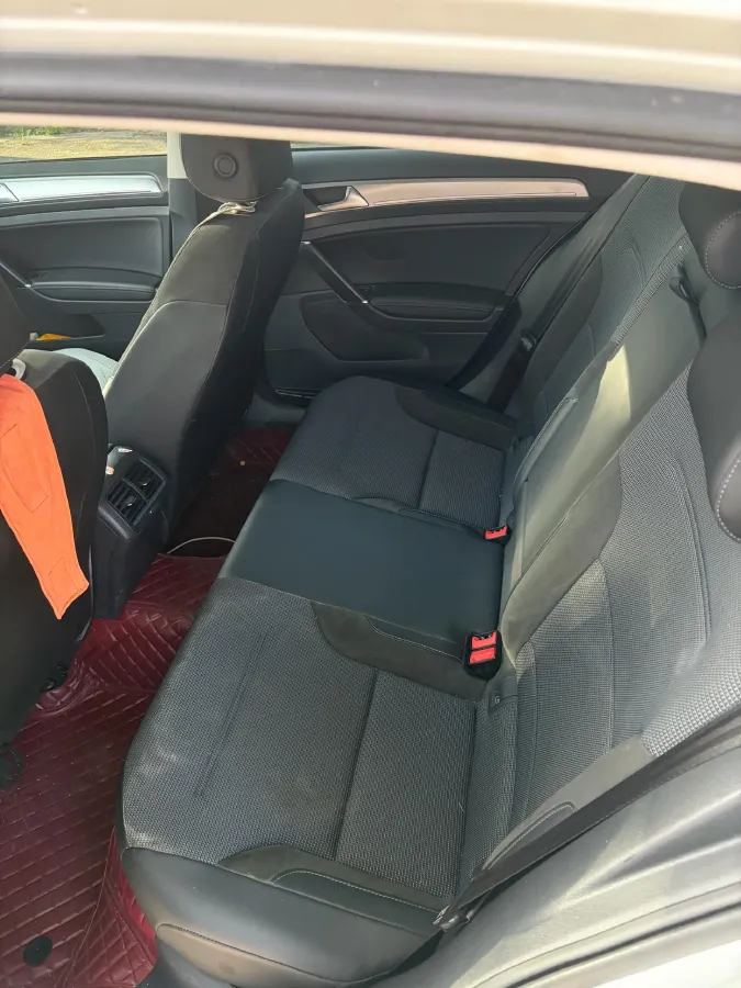 2018 Volkswagen Golf 1.6L 110HP L4 6AT,autocango,china used car exporter,china ev exporter,chinese used car exporter,chinese used ev exporter