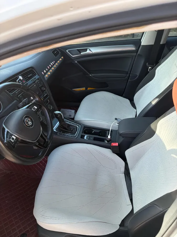 2018 Volkswagen Golf 1.6L 110HP L4 6AT,autocango,china used car exporter,china ev exporter,chinese used car exporter,chinese used ev exporter