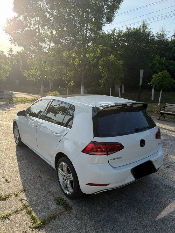 2018 Volkswagen Golf 1.6L 110HP L4 6AT,autocango,china used car exporter,china ev exporter,chinese used car exporter,chinese used ev exporter