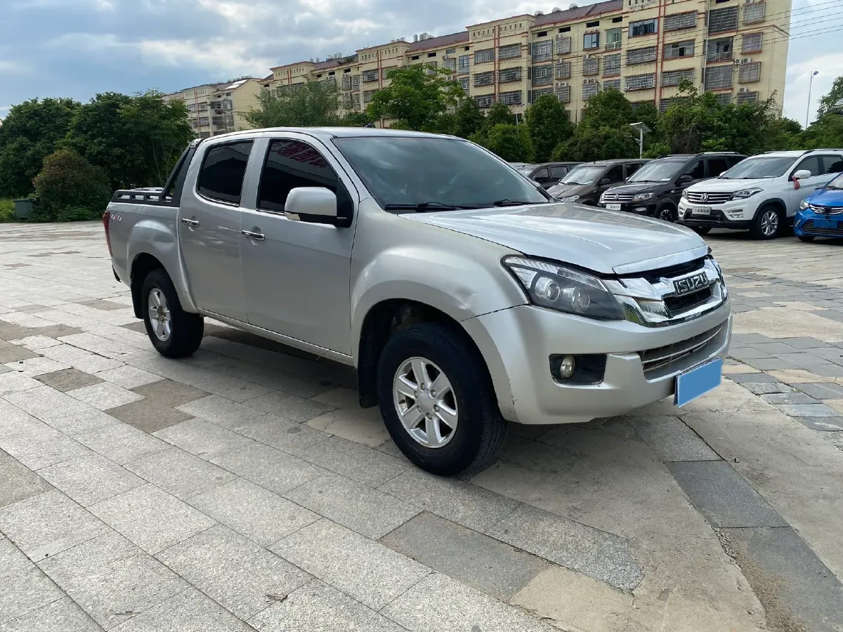 2020 Isuzu LingTuo 2.5T 150HP L4 6AT,autocango,china used car exporter,china ev exporter,chinese used car exporter,chinese used ev exporter