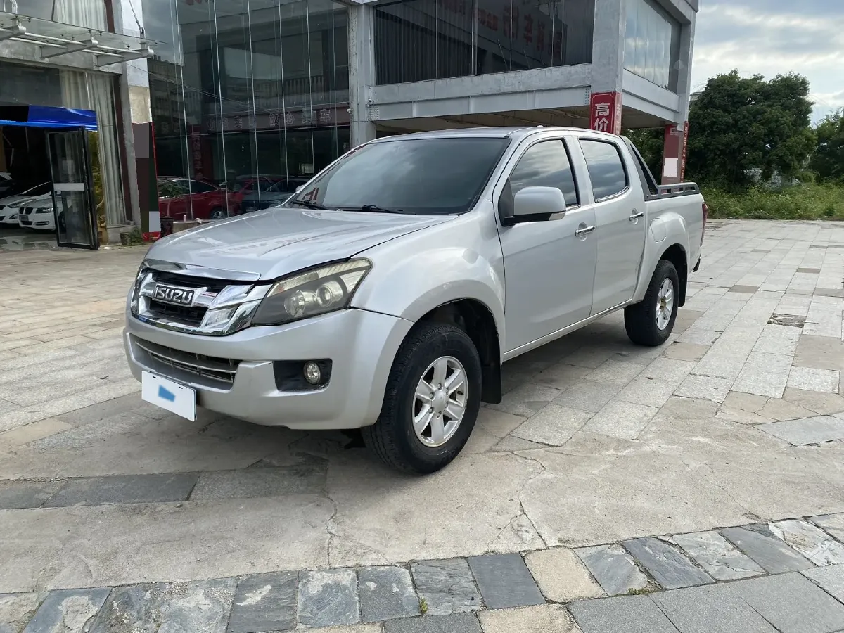 2020 Isuzu LingTuo 2.5T 150HP L4 6AT,autocango,china used car exporter,china ev exporter,chinese used car exporter,chinese used ev exporter