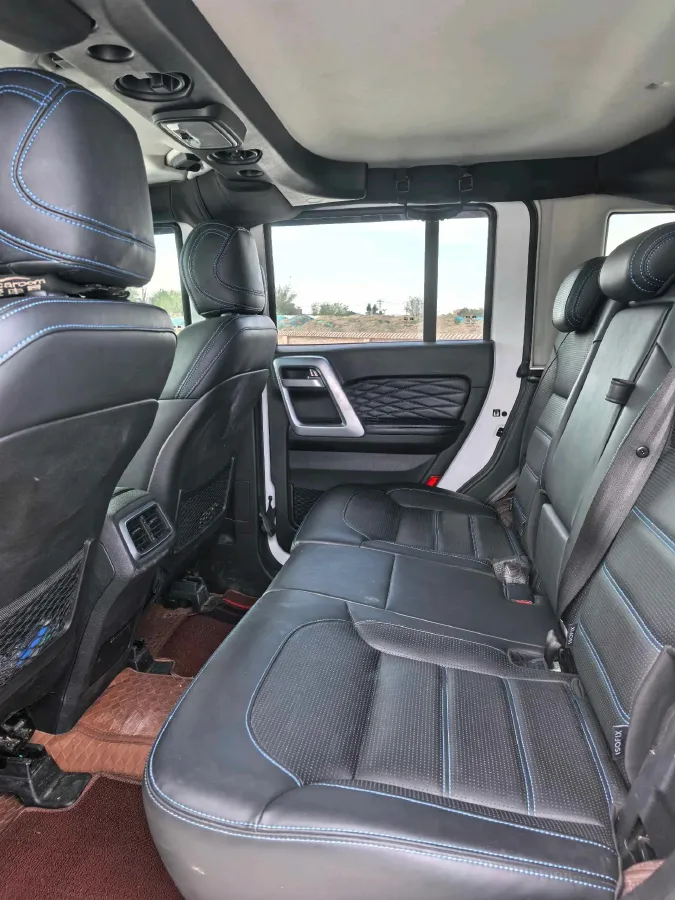 2023 Beijing BJ40 2.0T 163HP L4 8AT,autocango,china used car exporter,china ev exporter,chinese used car exporter,chinese used ev exporter
