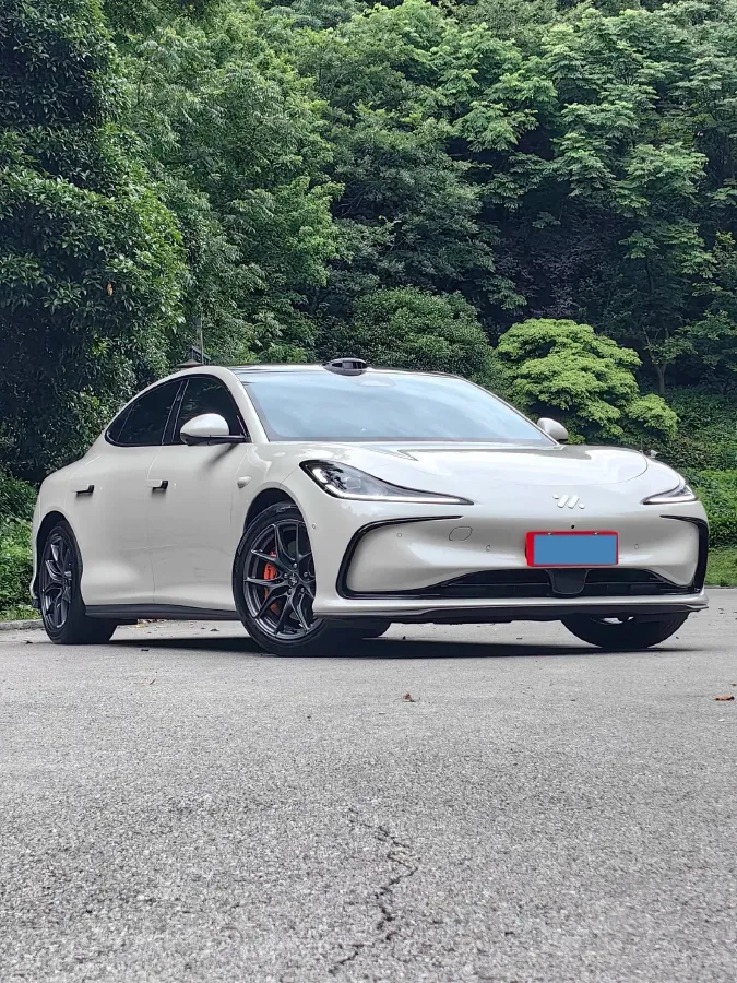 2024 IM L6 BEV 75KWH,autocango,china used car exporter,china ev exporter,chinese used car exporter,chinese used ev exporter