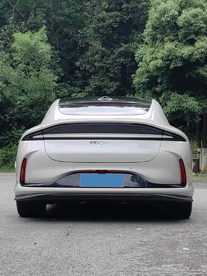 2024 IM L6 BEV 75KWH,autocango,china used car exporter,china ev exporter,chinese used car exporter,chinese used ev exporter