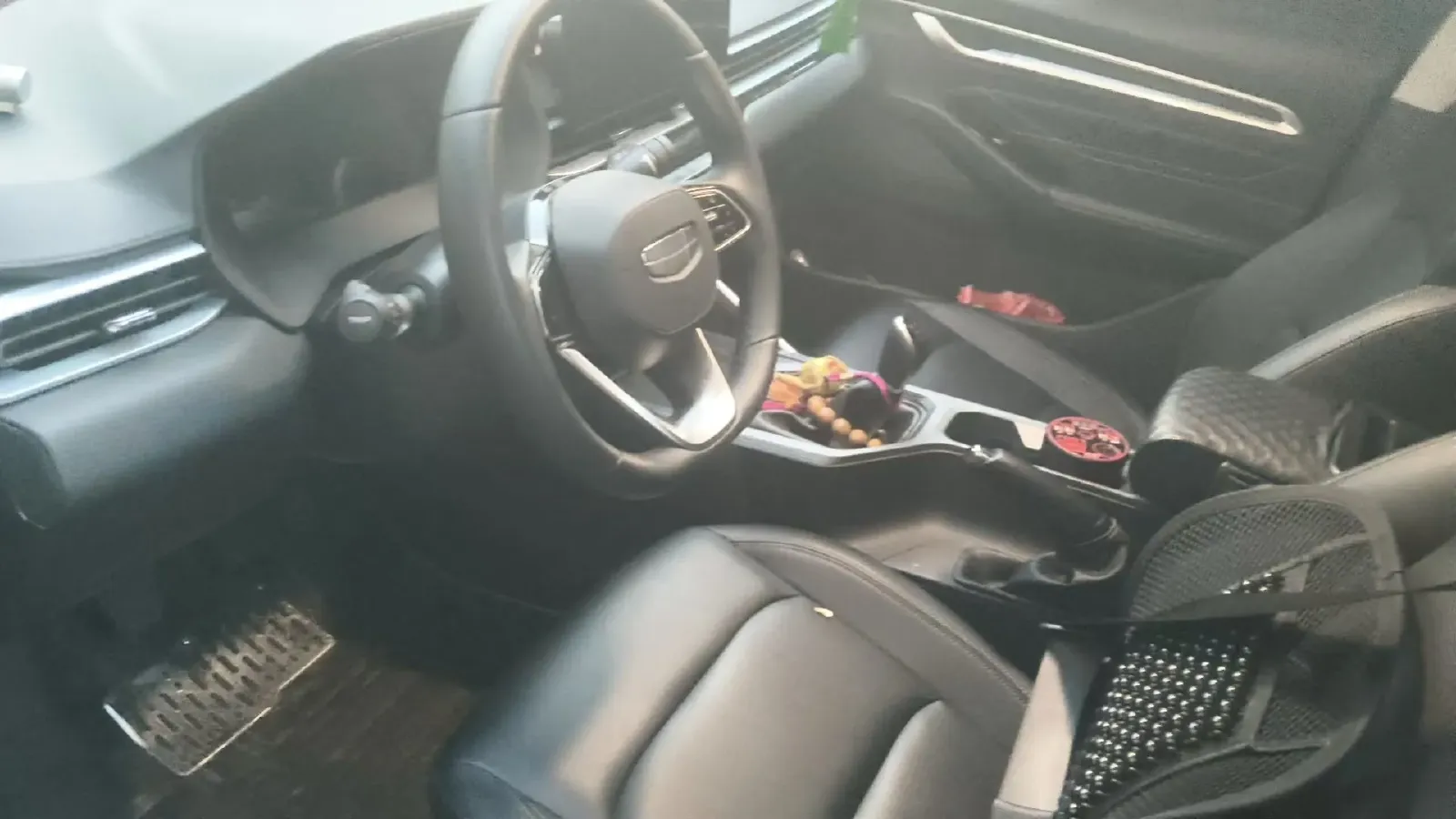 2026 Geely Emgrand 1.5L 120HP L4 5MT,autocango,china used car exporter,china ev exporter,chinese used car exporter,chinese used ev exporter