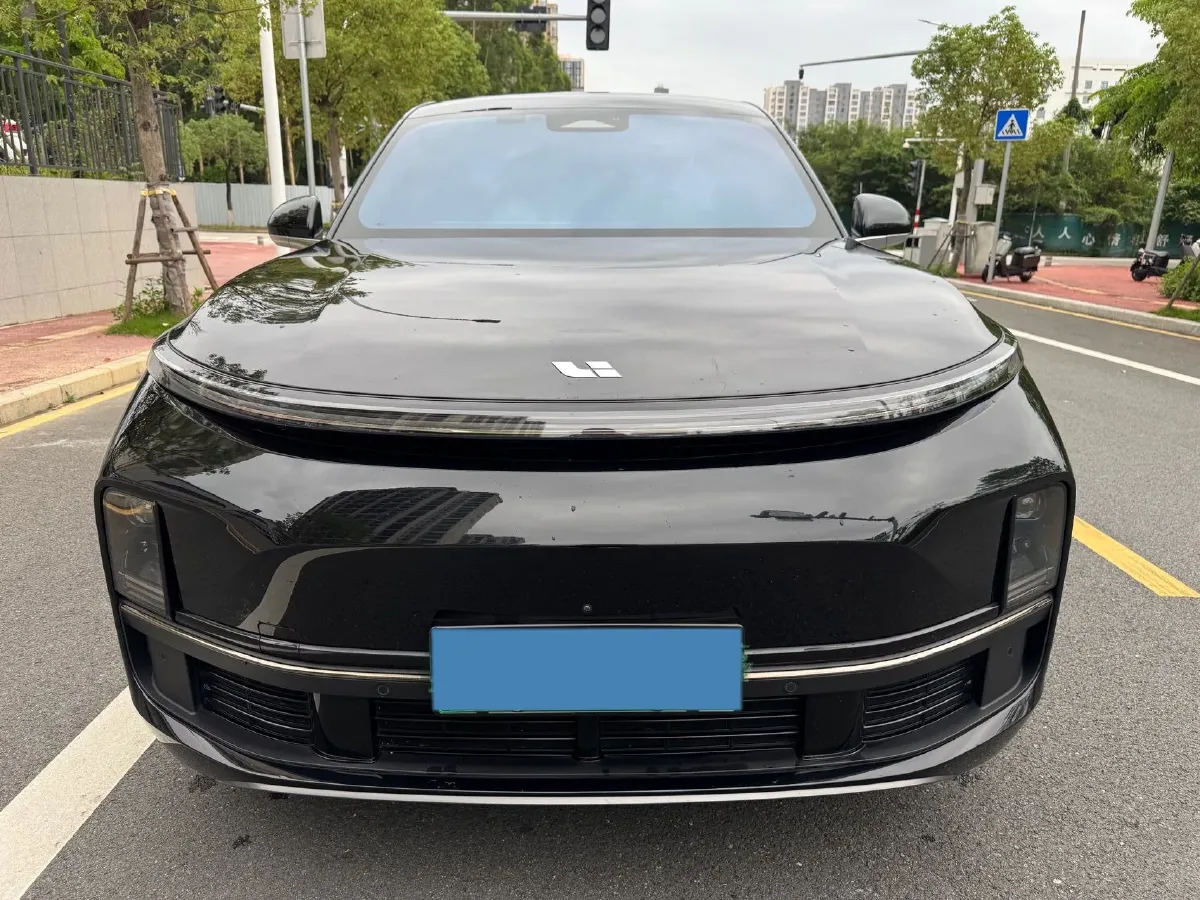 2023 Li L7 Range Extended 154HP REEV 40.9KWH,autocango,china used car exporter,china ev exporter,chinese used car exporter,chinese used ev exporter