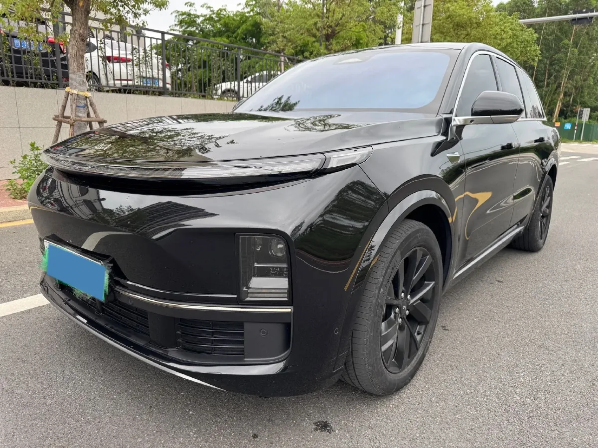 2023 Li L7 Range Extended 154HP REEV 40.9KWH,autocango,china used car exporter,china ev exporter,chinese used car exporter,chinese used ev exporter