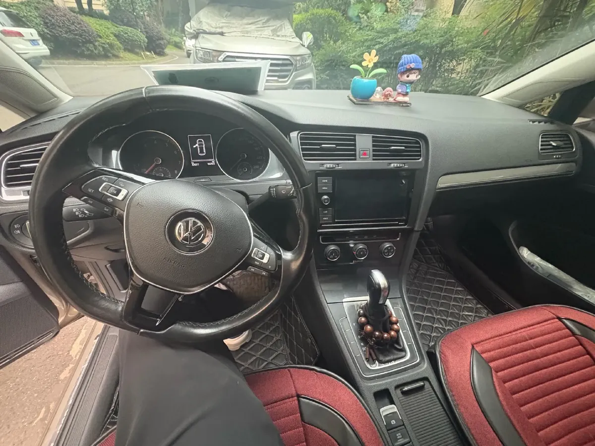 2018 Volkswagen Golf 1.6L 110HP L4 6AT,autocango,china used car exporter,china ev exporter,chinese used car exporter,chinese used ev exporter