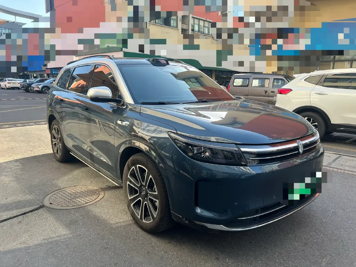 2024 AITO AITO M7 1.5T 152HP L4 REEV 42KWH,autocango,china used car exporter,china ev exporter,chinese used car exporter,chinese used ev exporter