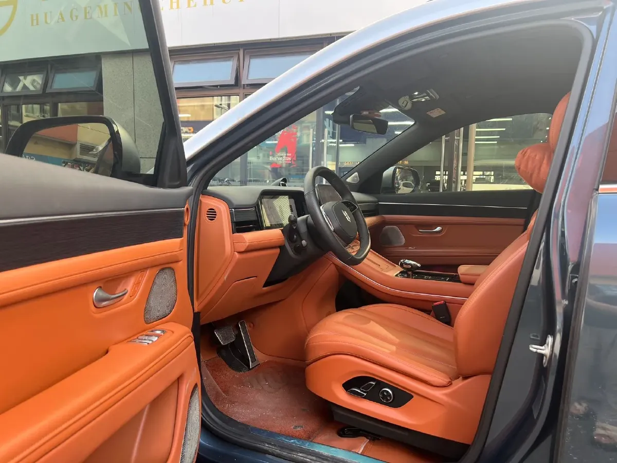 2024 AITO AITO M7 1.5T 152HP L4 REEV 42KWH,autocango,china used car exporter,china ev exporter,chinese used car exporter,chinese used ev exporter