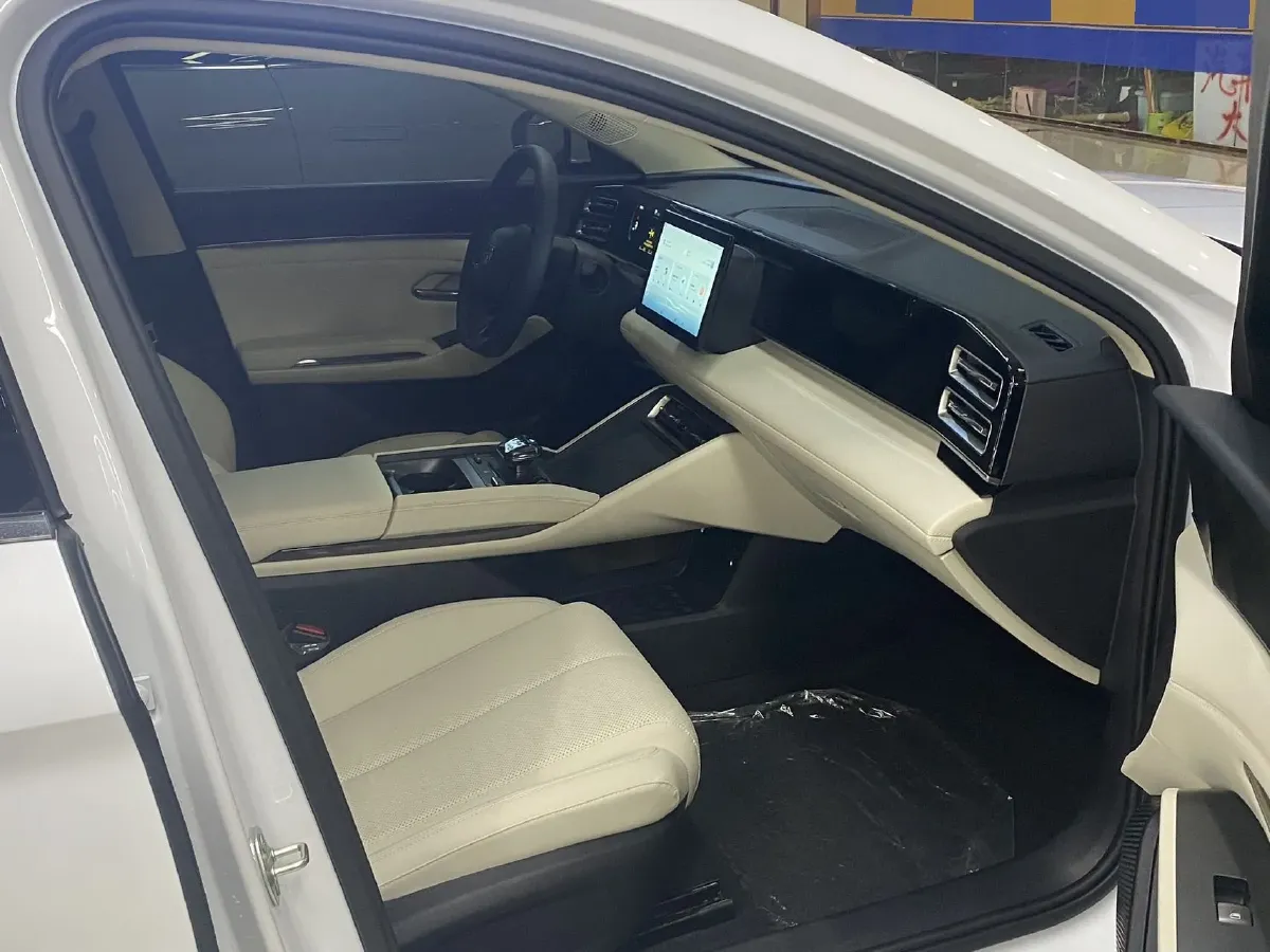2024 BYD QinL 1.5L 101HP L4 E-CVT PHEV 10.08KWH,autocango,china used car exporter,china ev exporter,chinese used car exporter,chinese used ev exporter
