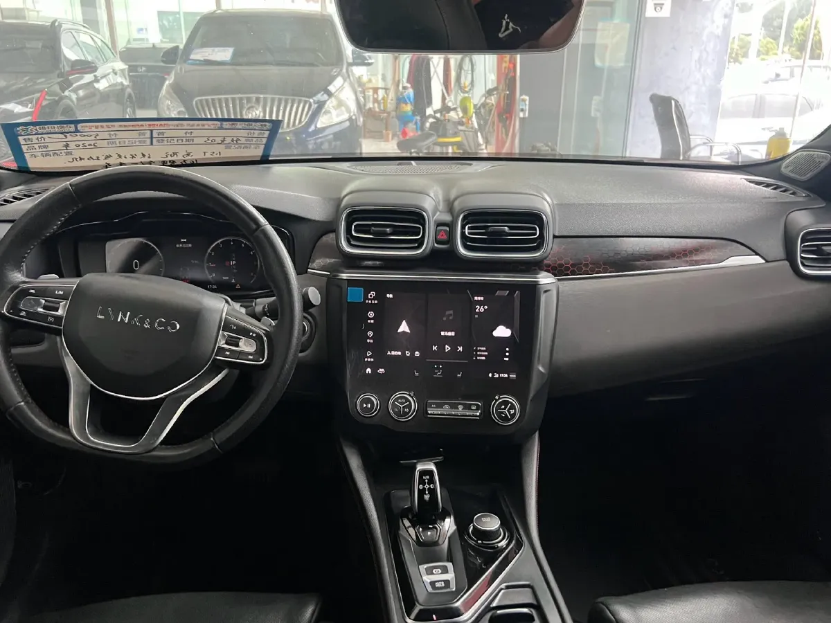 2019 LYNK&CO 01 2.0T 190HP L4 6AT,autocango,china used car exporter,china ev exporter,chinese used car exporter,chinese used ev exporter