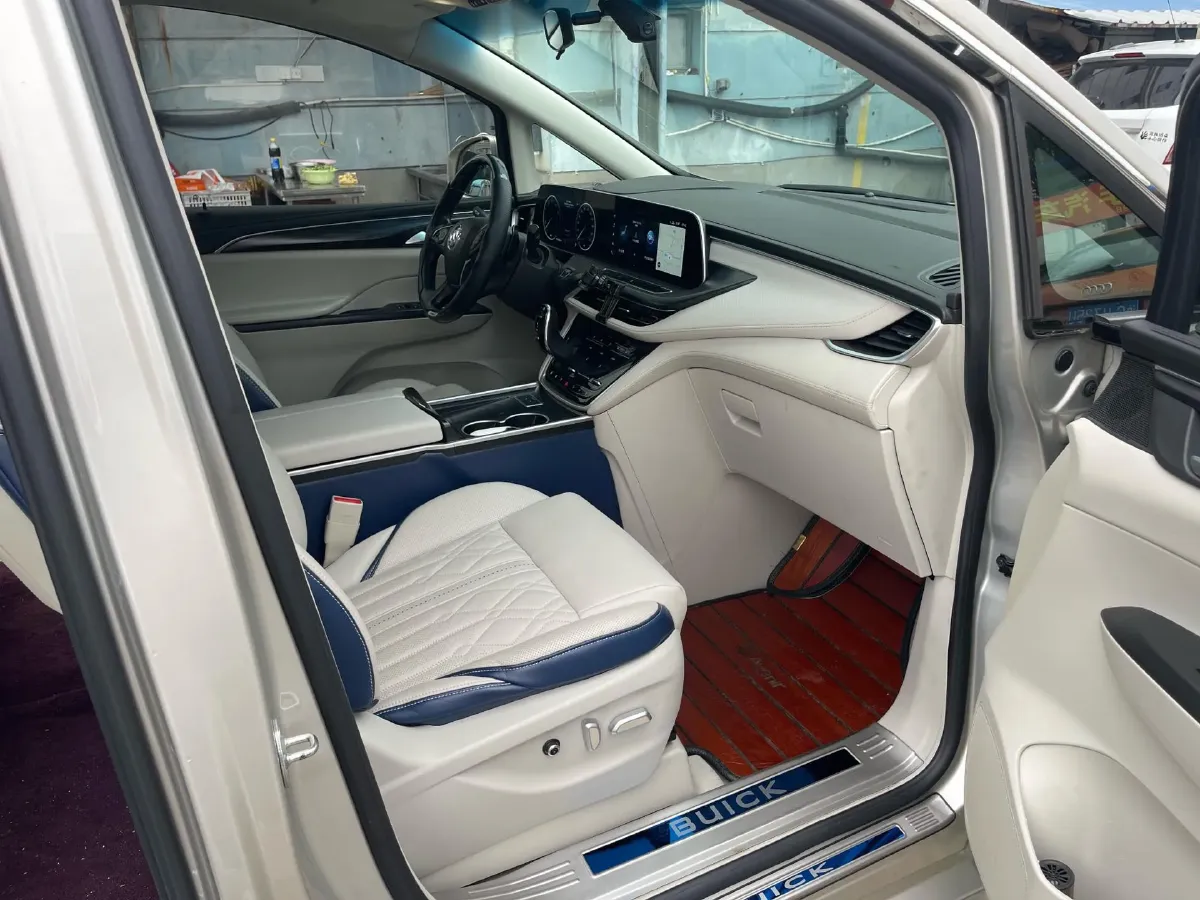2020 Buick GL8 2.0T 237HP L4 9AT,autocango,china used car exporter,china ev exporter,chinese used car exporter,chinese used ev exporter
