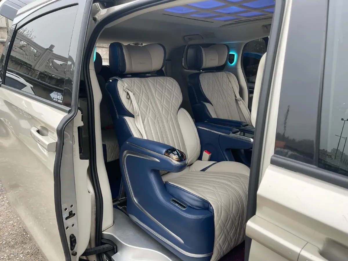 2020 Buick GL8 2.0T 237HP L4 9AT,autocango,china used car exporter,china ev exporter,chinese used car exporter,chinese used ev exporter