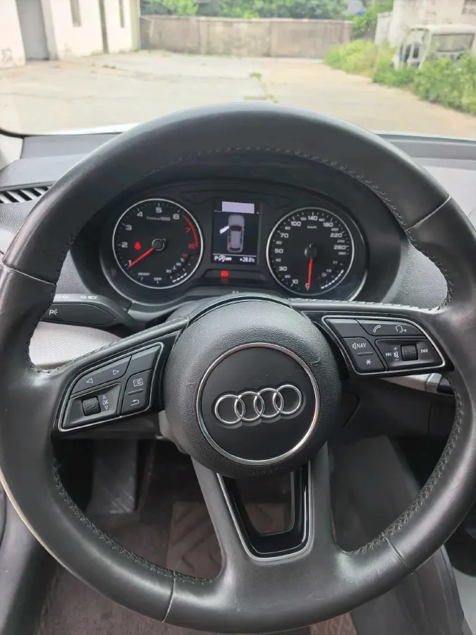 2020 Audi Q2L 1.4T 150HP L4 7DCT,autocango,china used car exporter,china ev exporter,chinese used car exporter,chinese used ev exporter