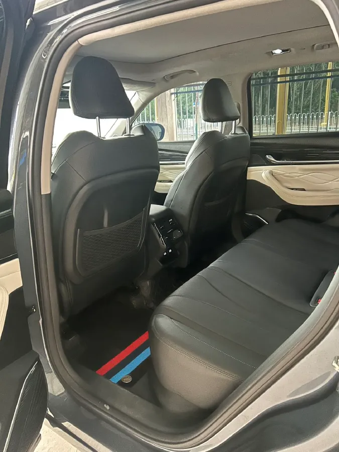 2023 Geely Monjaro 2.0T 238HP L4 8AT,autocango,china used car exporter,china ev exporter,chinese used car exporter,chinese used ev exporter