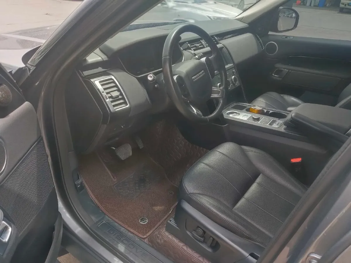 2020 Land Rover Discovery 2.0T 300HP L4 8AT,autocango,china used car exporter,china ev exporter,chinese used car exporter,chinese used ev exporter