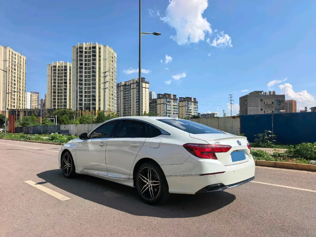 2022 Honda Inspire 2.0L 146HP L4 E-CVT Hybrid,autocango,china used car exporter,china ev exporter,chinese used car exporter,chinese used ev exporter