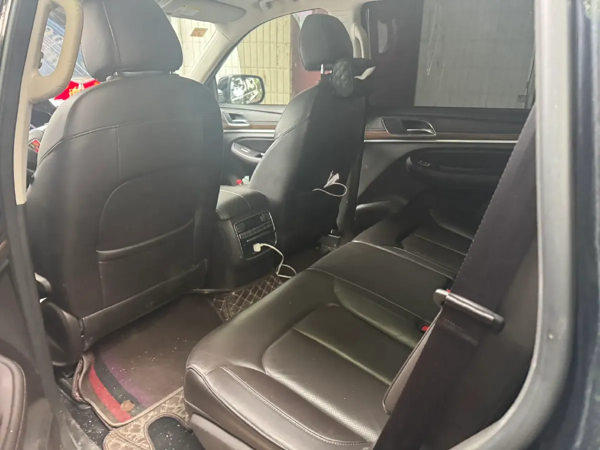 2019 Roewe RX8 2.0T 222HP L4 6AT,autocango,china used car exporter,china ev exporter,chinese used car exporter,chinese used ev exporter