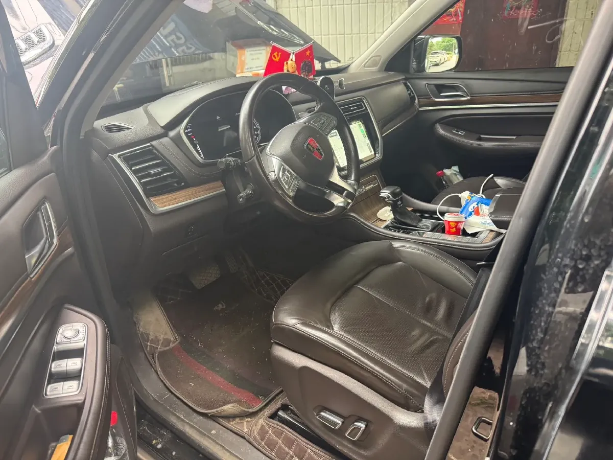 2019 Roewe RX8 2.0T 222HP L4 6AT,autocango,china used car exporter,china ev exporter,chinese used car exporter,chinese used ev exporter