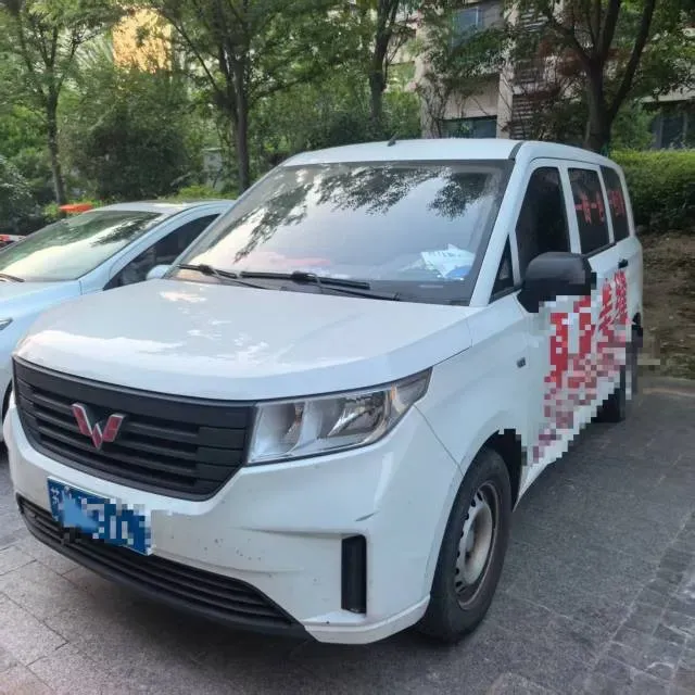 2020 WuLing HongGuang Plus 1.5L 99HP L4 6MT,autocango,china used car exporter,china ev exporter,chinese used car exporter,chinese used ev exporter