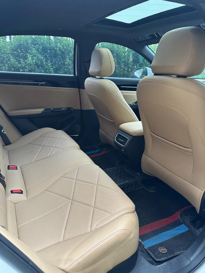 2023 Geely Galaxy L6 1.5T 163HP L4 3DHT PHEV,autocango,china used car exporter,china ev exporter,chinese used car exporter,chinese used ev exporter